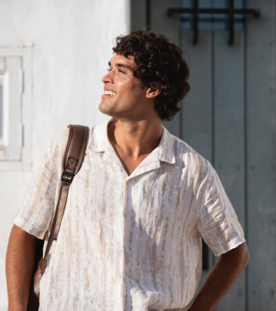 A férfiak számára az egyszerű és kényelmes ruhák a legpraktikusabbak.